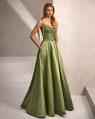 GREEN LAUREL