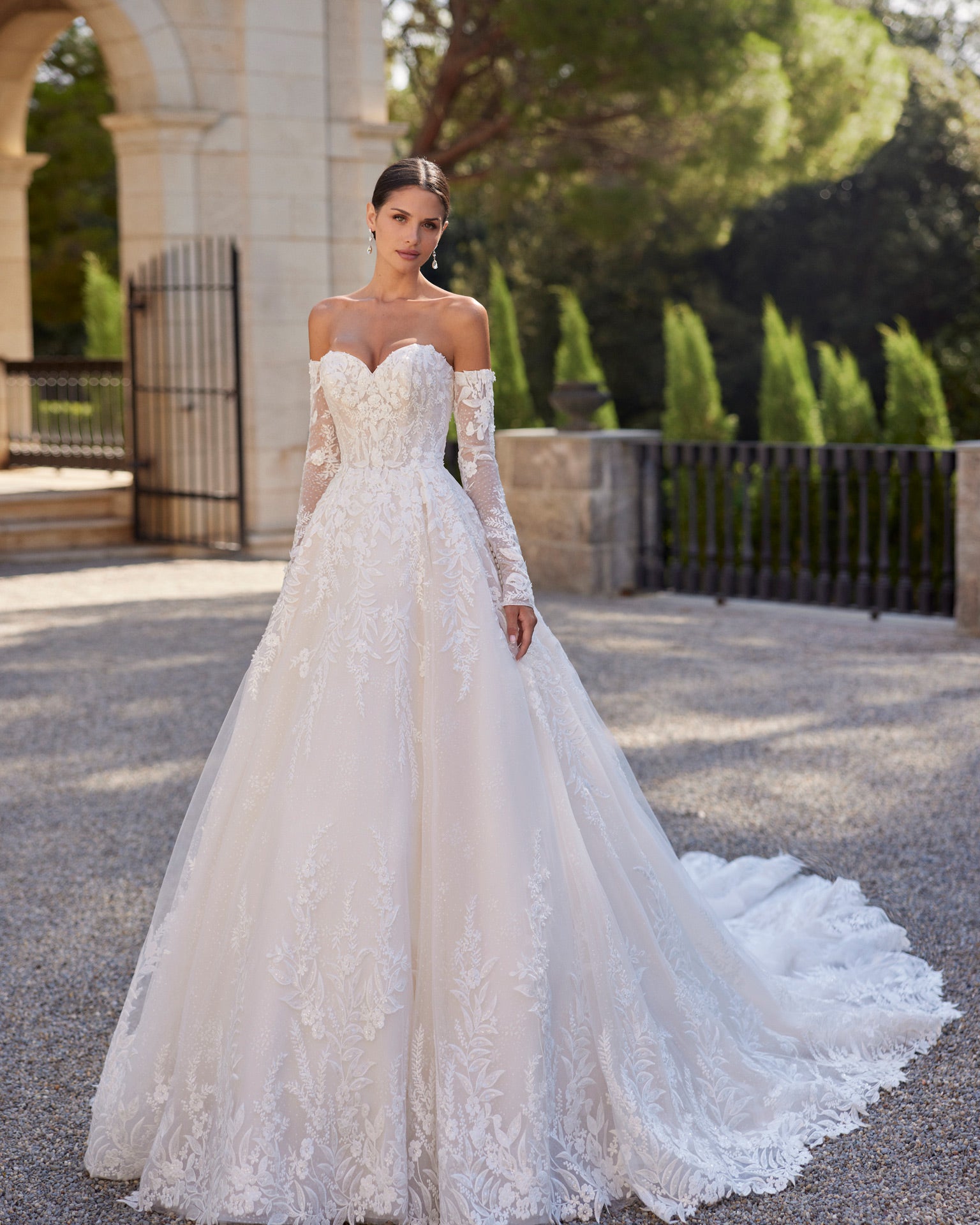 saudi princess wedding dress Mermaid Wedding Dresses Saudi Arabia Sweethear Pearl Bridal Dress White Princess